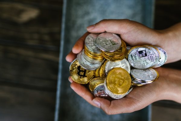 Novedades tributarias respecto a las criptomonedas en 2021