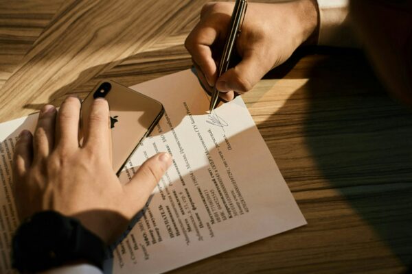 Contratos laborales y bonificaciones: cómo optimizar la contratación